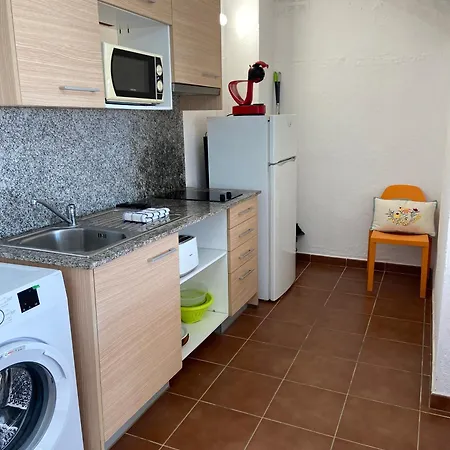 Veuras El Mar - Madrague Beach Studio 02 Apartment Roses